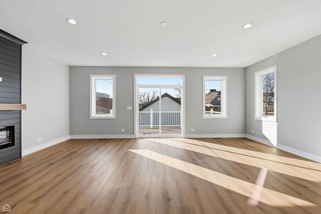 2724 budd Street, River Grove, IL 60171