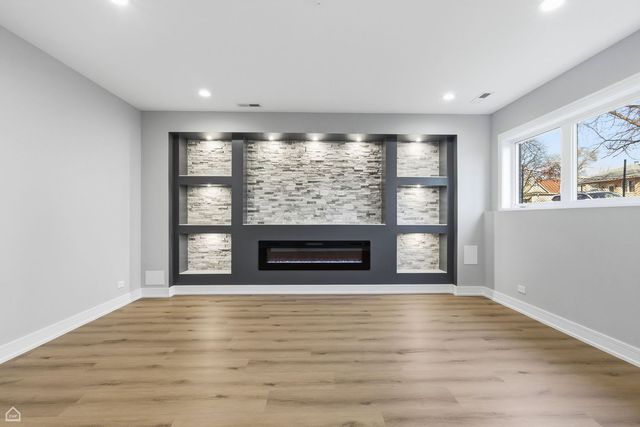 2724 budd Street, River Grove, IL 60171