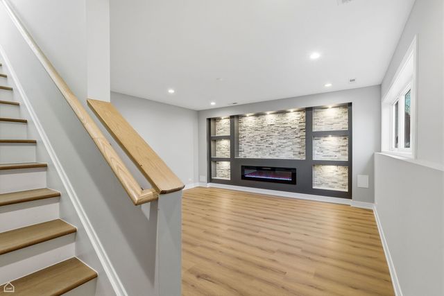 2724 budd Street, River Grove, IL 60171