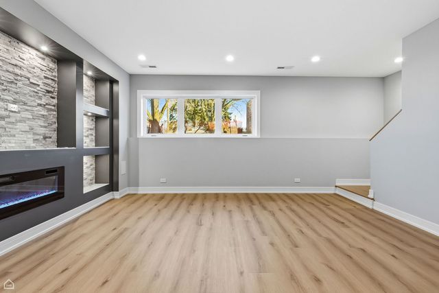 2724 budd Street, River Grove, IL 60171