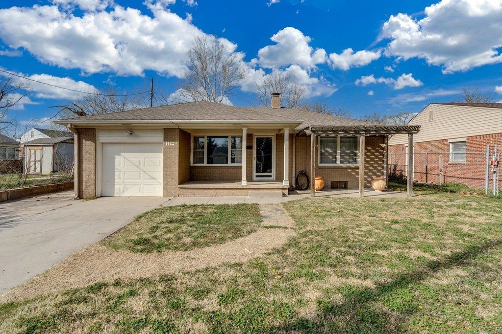 5514 E Kinkaid St, Wichita, KS 67218
