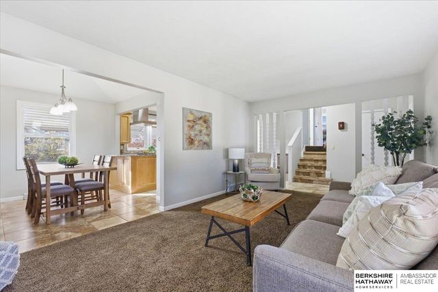 13591 Arbor Street, Omaha, NE 68144