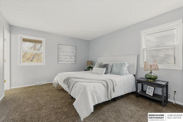 13591 Arbor Street, Omaha, NE 68144