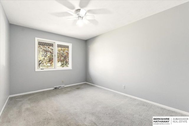 13591 Arbor Street, Omaha, NE 68144