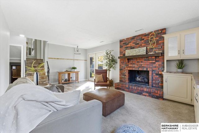 13591 Arbor Street, Omaha, NE 68144