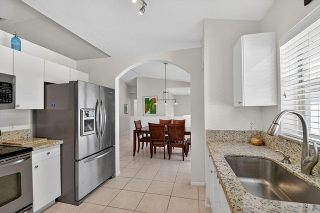 7910 Laina Lane 3, Boynton Beach, FL 33437