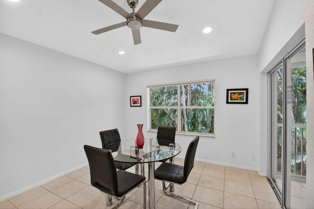 7910 Laina Lane 3, Boynton Beach, FL 33437