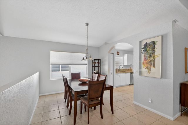 7910 Laina Lane 3, Boynton Beach, FL 33437