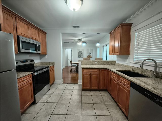 708 W IDLEWILD AVENUE, Tampa, FL 33604