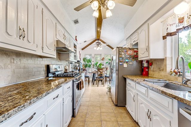 2204 Brighton Lane, Plano, TX 75075