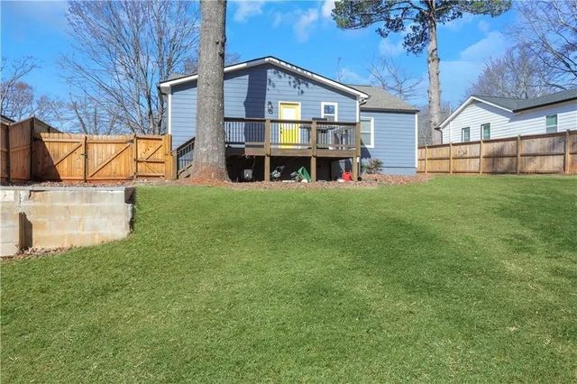 1770 Crestridge Drive SE, Marietta, GA 30067