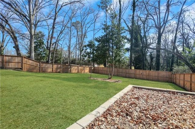 1770 Crestridge Drive SE, Marietta, GA 30067