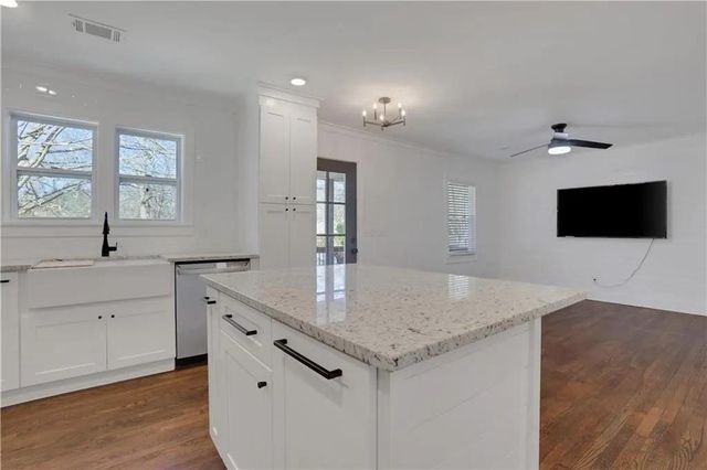 1770 Crestridge Drive SE, Marietta, GA 30067