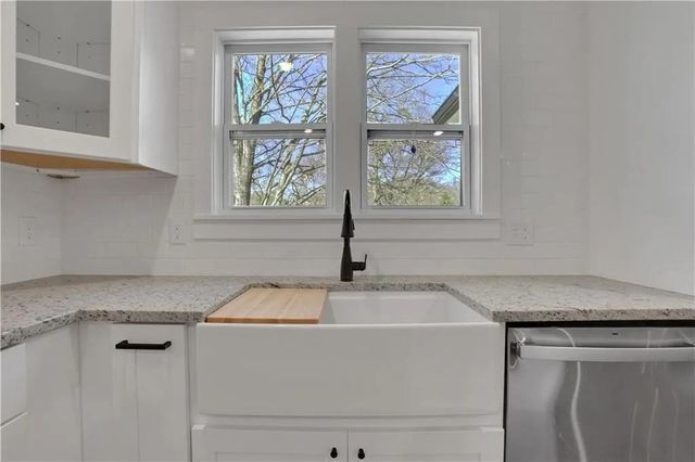 1770 Crestridge Drive SE, Marietta, GA 30067