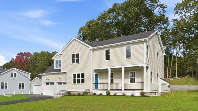 27 Geraldine Drive, Norwood, MA 02062
