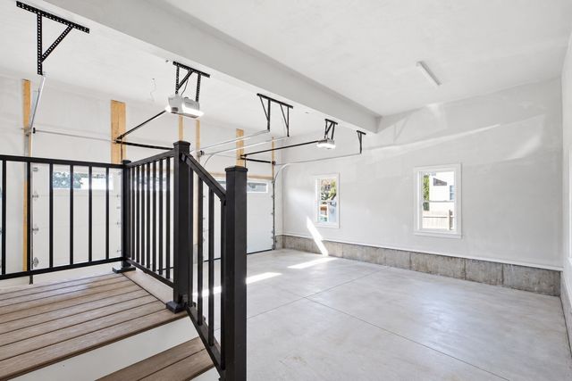 27 Geraldine Drive, Norwood, MA 02062