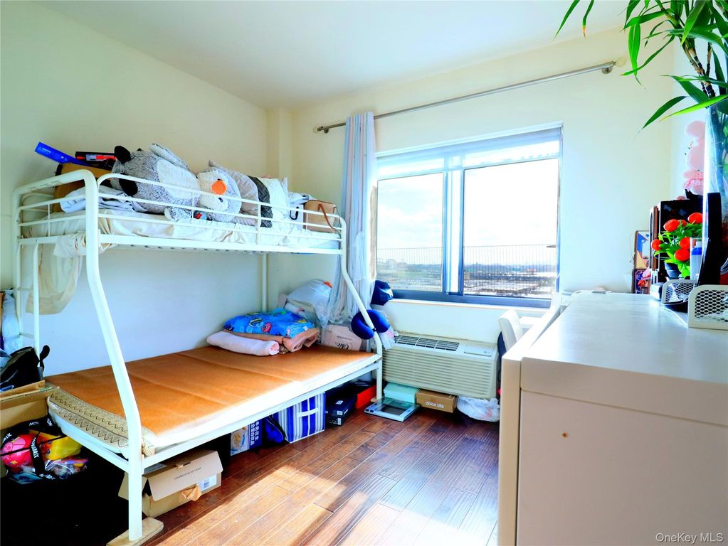 3138 137 Street 10A, Flushing, NY 11354 — photo 4