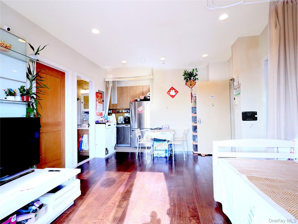 3138 137 Street 10A, Flushing, NY 11354 — photo 5
