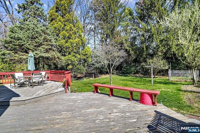 10 North Drive, East Brunswick, NJ 08816