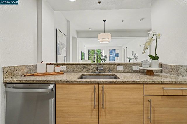 1655 N California Blvd 240, Walnut Creek, CA 94596