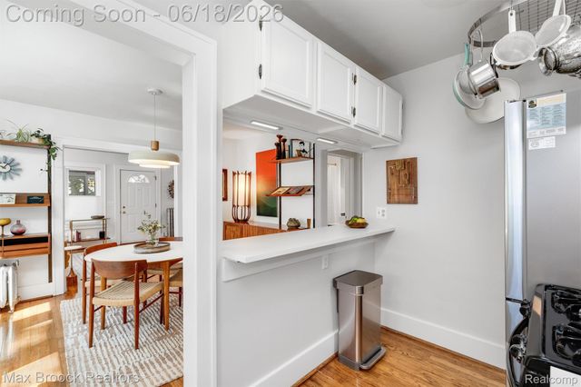 44 Kensington Boulevard, Pleasant Ridge, MI 48069
