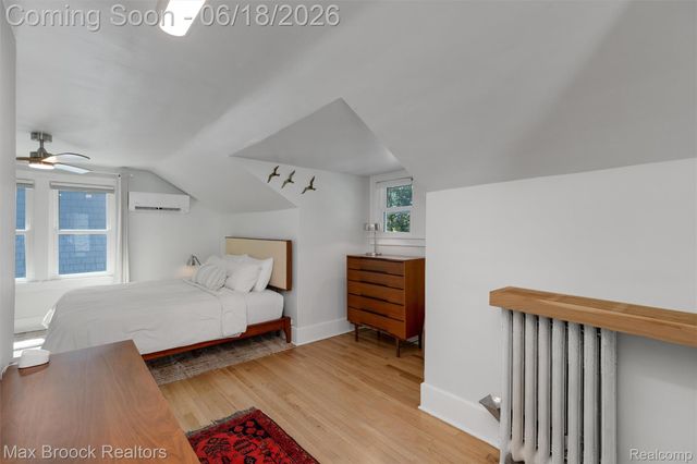 44 Kensington Boulevard, Pleasant Ridge, MI 48069