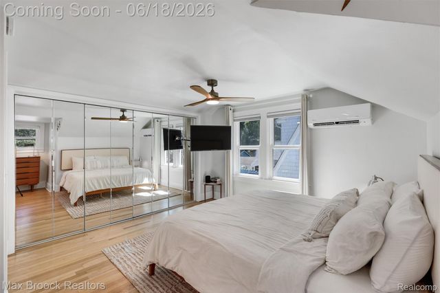 44 Kensington Boulevard, Pleasant Ridge, MI 48069