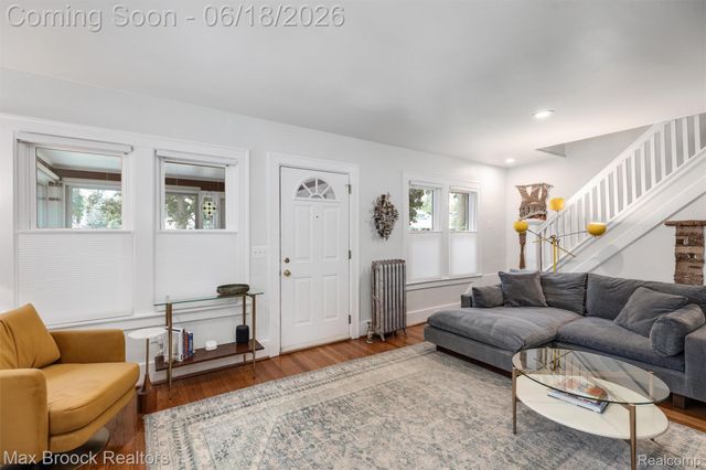 44 Kensington Boulevard, Pleasant Ridge, MI 48069