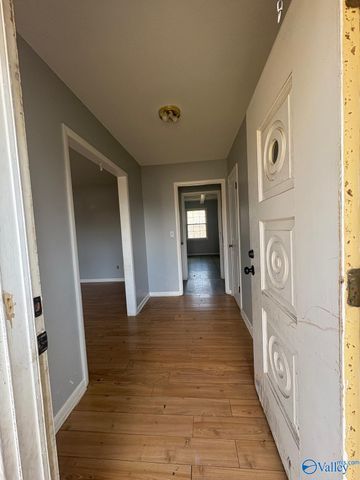 1314 Castleman Avenue SW, Decatur, AL 35601