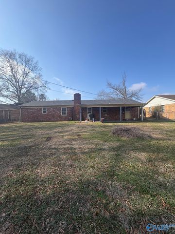 1314 Castleman Avenue SW, Decatur, AL 35601