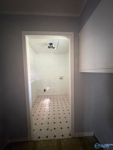 1314 Castleman Avenue SW, Decatur, AL 35601