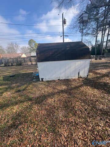 1314 Castleman Avenue SW, Decatur, AL 35601