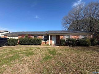 1314 Castleman Avenue SW, Decatur, AL 35601