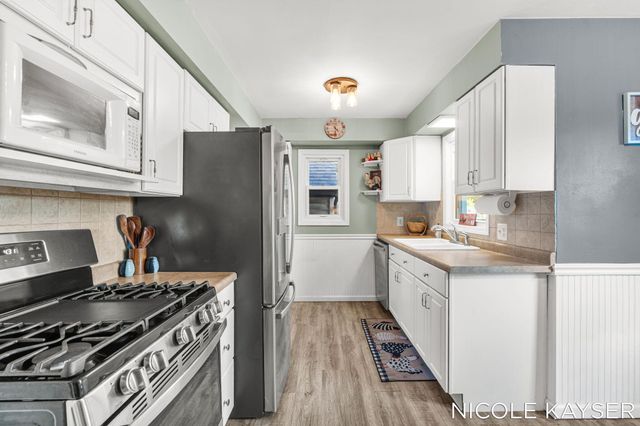 10471 Chicago Drive, Holland Twp, MI 49464