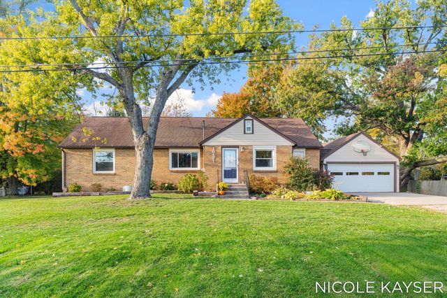 10471 Chicago Drive, Holland Twp, MI 49464