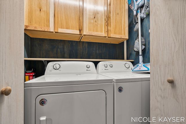 10471 Chicago Drive, Holland Twp, MI 49464