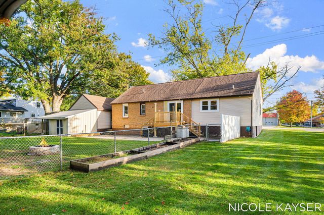 10471 Chicago Drive, Holland Twp, MI 49464