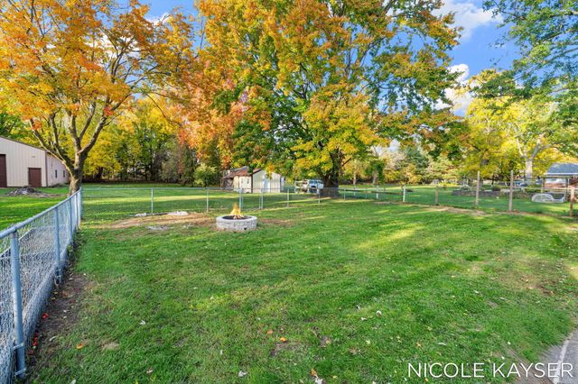 10471 Chicago Drive, Holland Twp, MI 49464