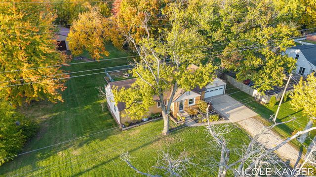 10471 Chicago Drive, Holland Twp, MI 49464