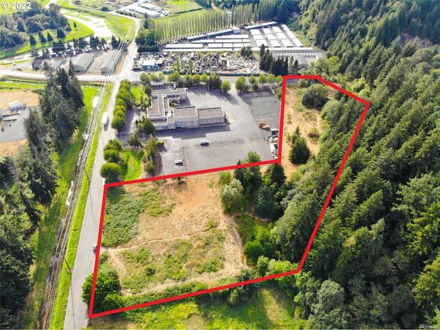 3700 Memorial Park Dr, Longview, WA 98632