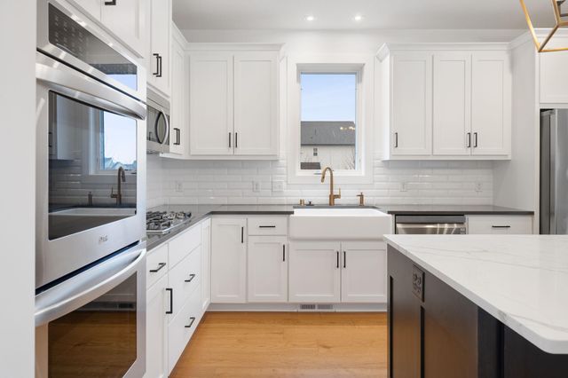 6301 Red Cedar Drive, Chaska, MN 55318