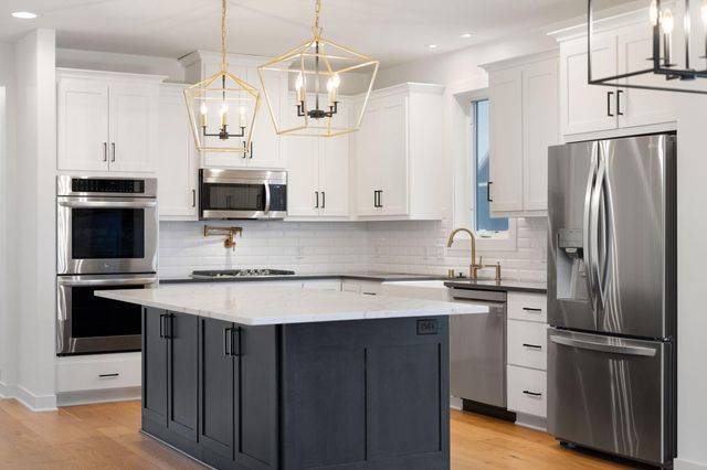 6301 Red Cedar Drive, Chaska, MN 55318