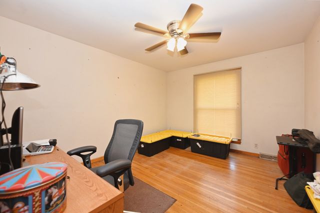1544 Neelys Bend Rd, Madison, TN 37115