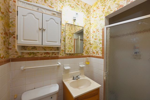 1544 Neelys Bend Rd, Madison, TN 37115