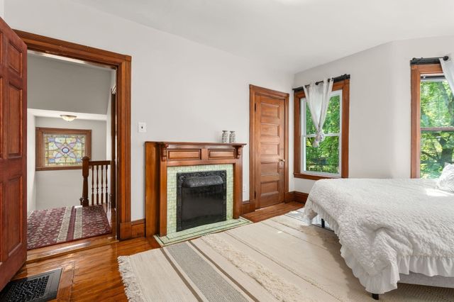 305 Central Street, Newton, MA 02466