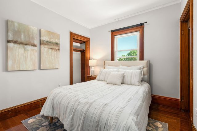 305 Central Street, Newton, MA 02466