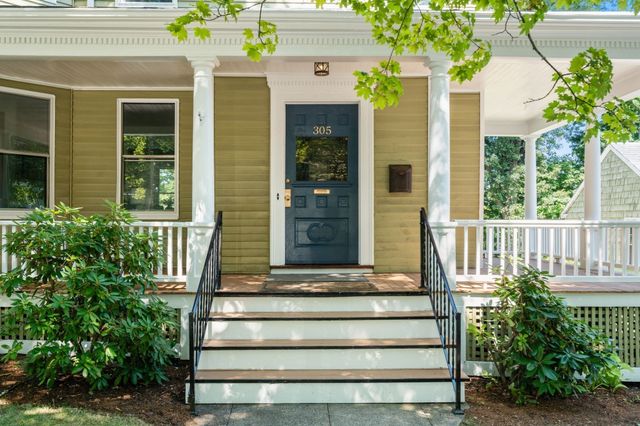 305 Central Street, Newton, MA 02466