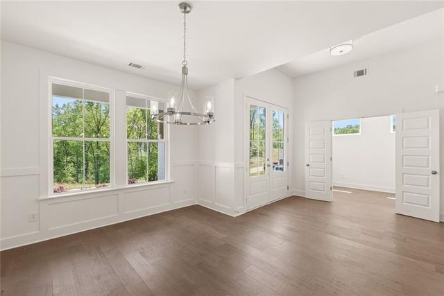 8330 Creekside Overlook Drive, Gainesville, GA 30506