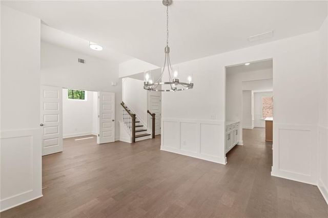 8330 Creekside Overlook Drive, Gainesville, GA 30506