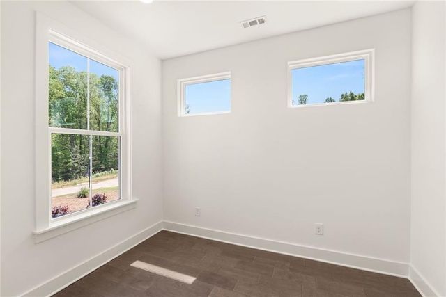 8330 Creekside Overlook Drive, Gainesville, GA 30506